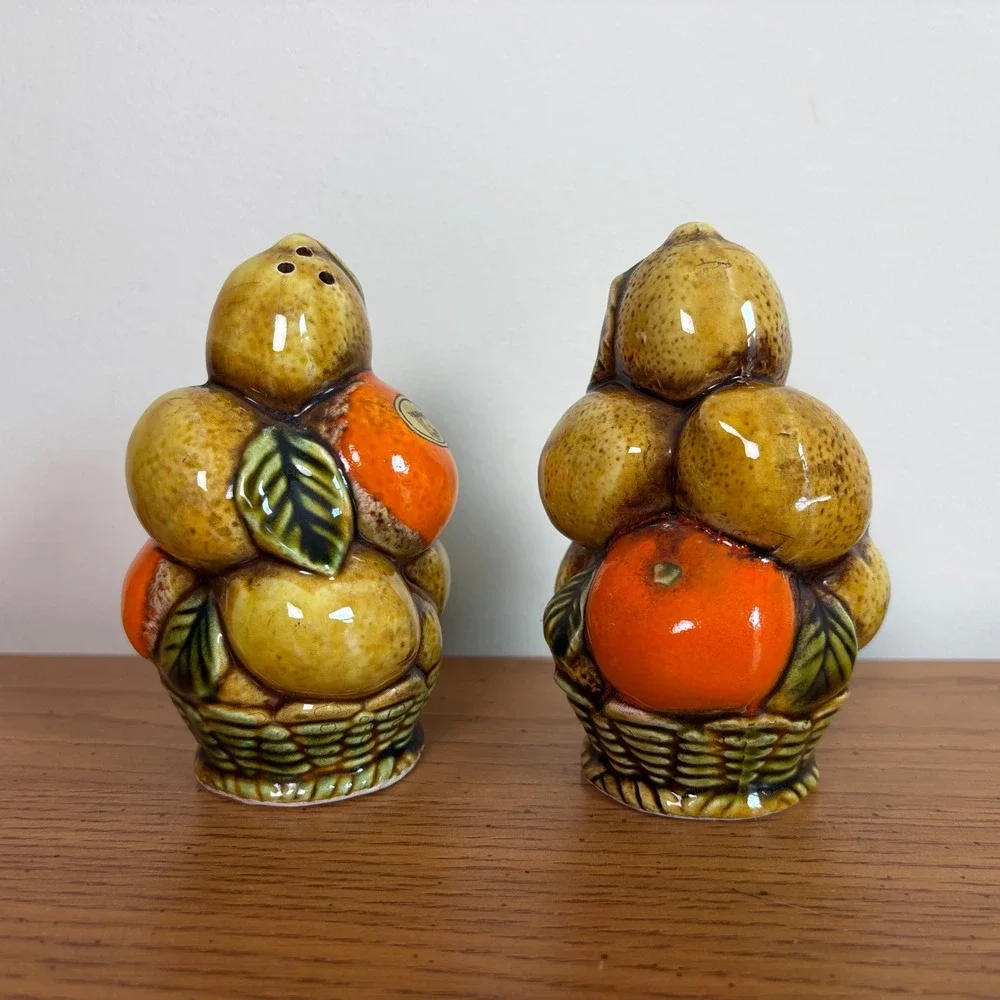 Vintage Inarco Orange Spice Fruit Basket Salt and Pepper Shakers E3356 Japan